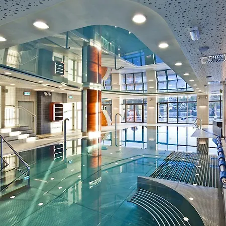 酒店 Leisure & - Destigo Mikołajki