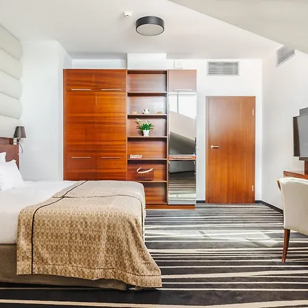 Leisure & - Destigo 5* Mikołajki